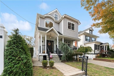 140 Constant Ave, Staten Island, NY 10314 - photo 3