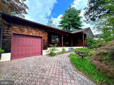 9 Worthington Dr, Ewing, NJ 08638 - photo 2