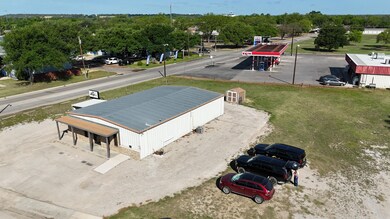 2810 4th St, Brownwood, TX 76801 - photo 5