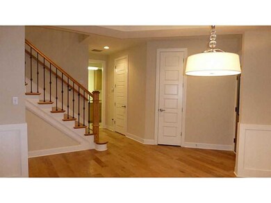 Entry/Foyer.