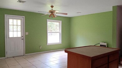 16724 Clear Pond Ln, Shawnee, OK 74801 - photo 5