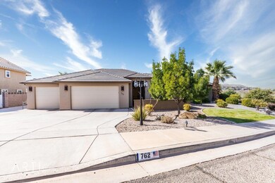 762 E St James Place - JCapson-37