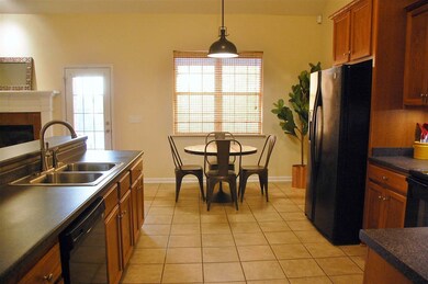 719 Loudon Hill Dr, Warner Robins, GA 31088 - photo 6