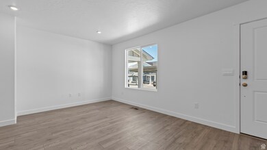 1764 N Patchwork Ave unit 1256, Tooele, UT 84074 - photo 7