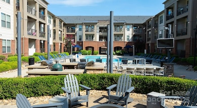 10624 Parrish St unit B1, Matthews, NC 28105 - photo 2