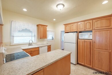 814 7th Ave SW, Albany, OR 97321 - photo 6