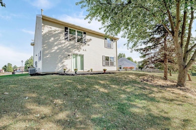 10832 Deep Creek Ct, Fort Wayne, IN 46804 - photo 5