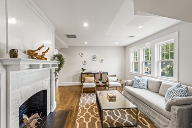 14 Weston Rd unit 2, Wellesley, MA 02482 - photo 6