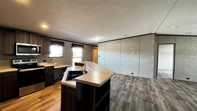 142 Cates Ct, Decatur, TX 76234 - photo 5