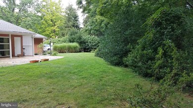 32 Pendle Ct, Berkeley Springs, WV 25411 - photo 5