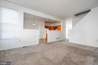 161 Rittenhouse Dr, Woodbury, NJ 08096 - photo 6