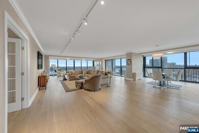 Southeast Corner Panoramic Views