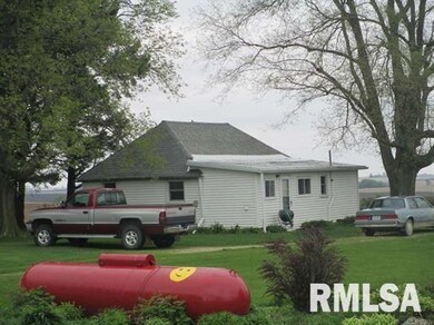 1300 200th St, Tipton, IA 52772 - photo 2