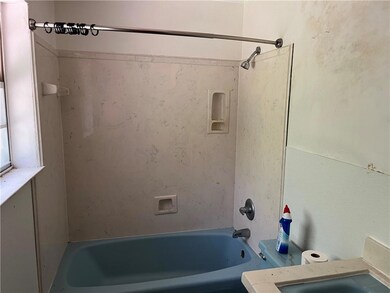 M bathroom