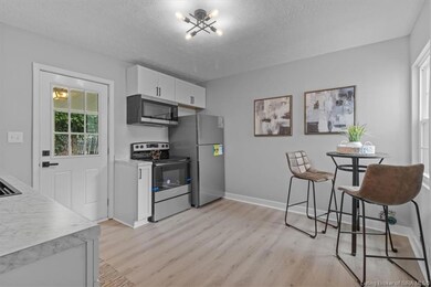 1218 E 8th St, New Albany, IN 47150 - photo 7