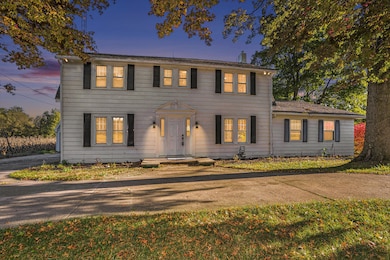 312 Bristol Ave, Middlebury, IN 46540 - photo 3