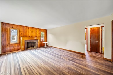 1505 Marlowe Ave, Akron, OH 44313 - photo 6