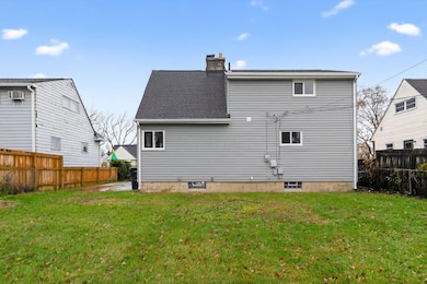 4232 Mayflower Blvd, Columbus, OH 43213 - photo 2