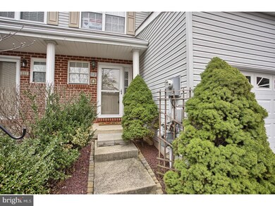 112 Regal Ct, Royersford, PA 19468 - photo 2