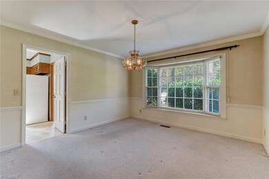 1712 Chesapeake Dr, Greensboro, NC 27410 - photo 6