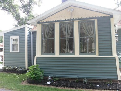 1045 Beverly St, Schenectady, NY 12306 - photo 3