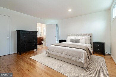 102 Greenmeadow Dr, Lutherville Timonium, MD 21093 - photo 5