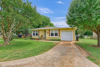 1710 W Elm St, Denison, TX 75020 - photo 2