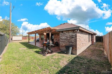 949 Thomas Ln, Alamo, TX 78516 - photo 4