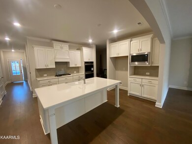 6799FFA9-EC60-4E53-A34C-DBEF9852226B