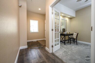 1705 Hollybrook Circle-19