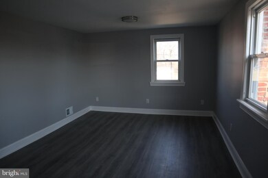 802 E Main St, Maple Shade, NJ 08052 - photo 5