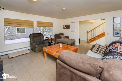 Living Room-6040-FULL
