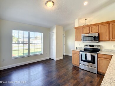 1035 Hibiscus Street-19