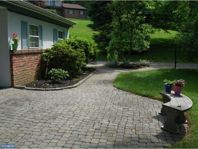 339 Forge Rd, Glen Mills, PA 19342 - photo 4