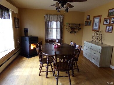 12 Oak Grove Rd, Pine Grove, PA 17963 - photo 7