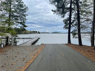 144 Heron Bay Dr unit 5, New London, NC 28127 - photo 4