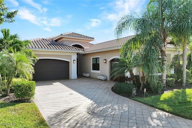 11725 Stonecreek Cir, Fort Myers, FL 33913 - photo 4