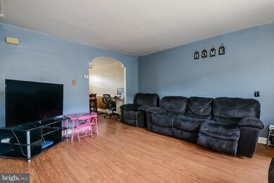 4225 Chippendale St, Philadelphia, PA 19136 - photo 5