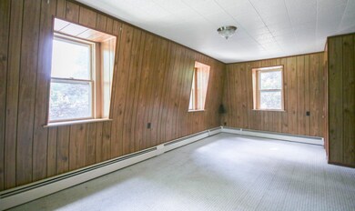 4 Main House Master Bedroom