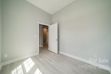 258 Edgewood Dr, Statesville, NC 28625 - photo 7