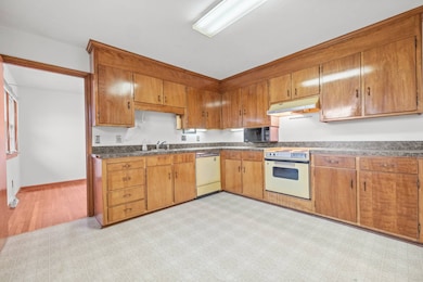 904 Dogwood Cir, Waynesboro, VA 22980 - photo 7