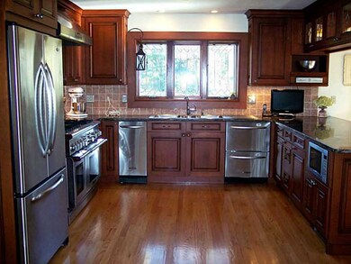 121 Briarcliff Ave, Warwick, RI 02889 - photo 7