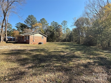 1154 Stringfellow Rd, Chester, SC 29706 - photo 3