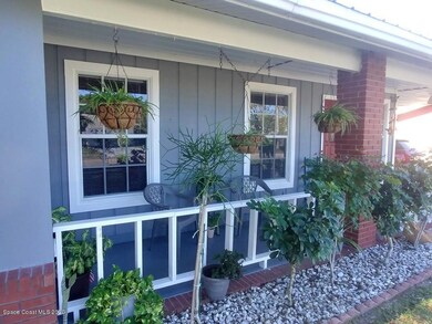 Front porch area