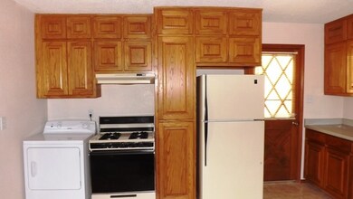 506 Spruce Ave, Alamogordo, NM 88310 - photo 3