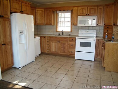 Appliances included