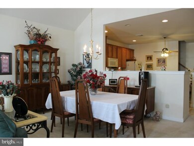 1016 Bordeaux Ln, Pennsburg, PA 18073 - photo 3