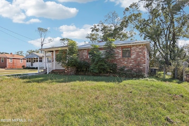 1912 Pullman Ct, Jacksonville, FL 32209 - photo 4