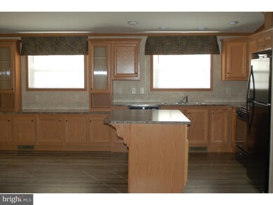 11 Stacy Dr, Pennsville, NJ 08070 - photo 4