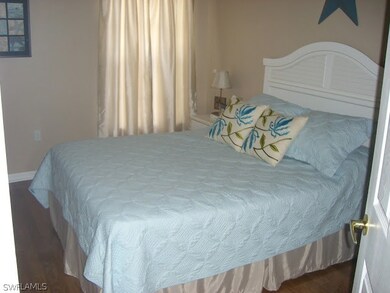 960 Hampton Cir, Naples, FL 34105 - photo 7